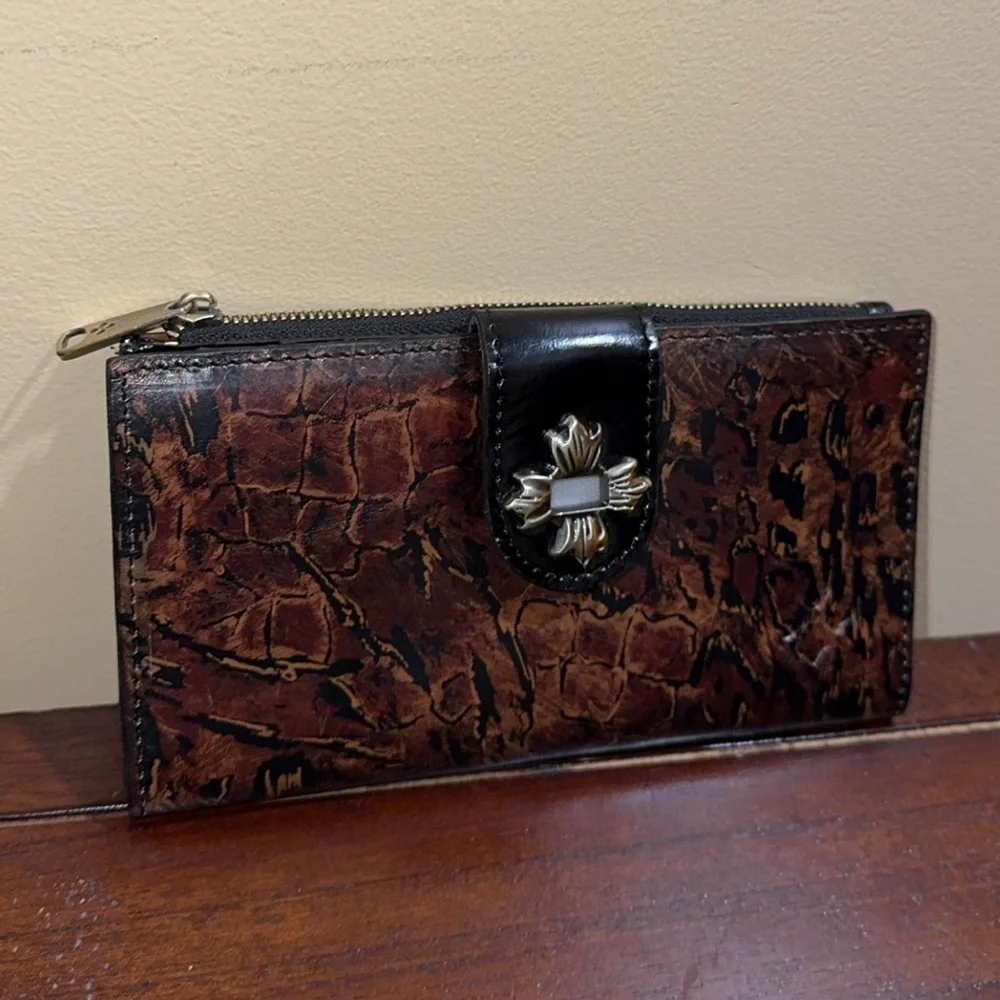 Patricia Nash Marene Floret Leather Large Wallet Brown AUTHENTIC (MINOR DAMAGE)